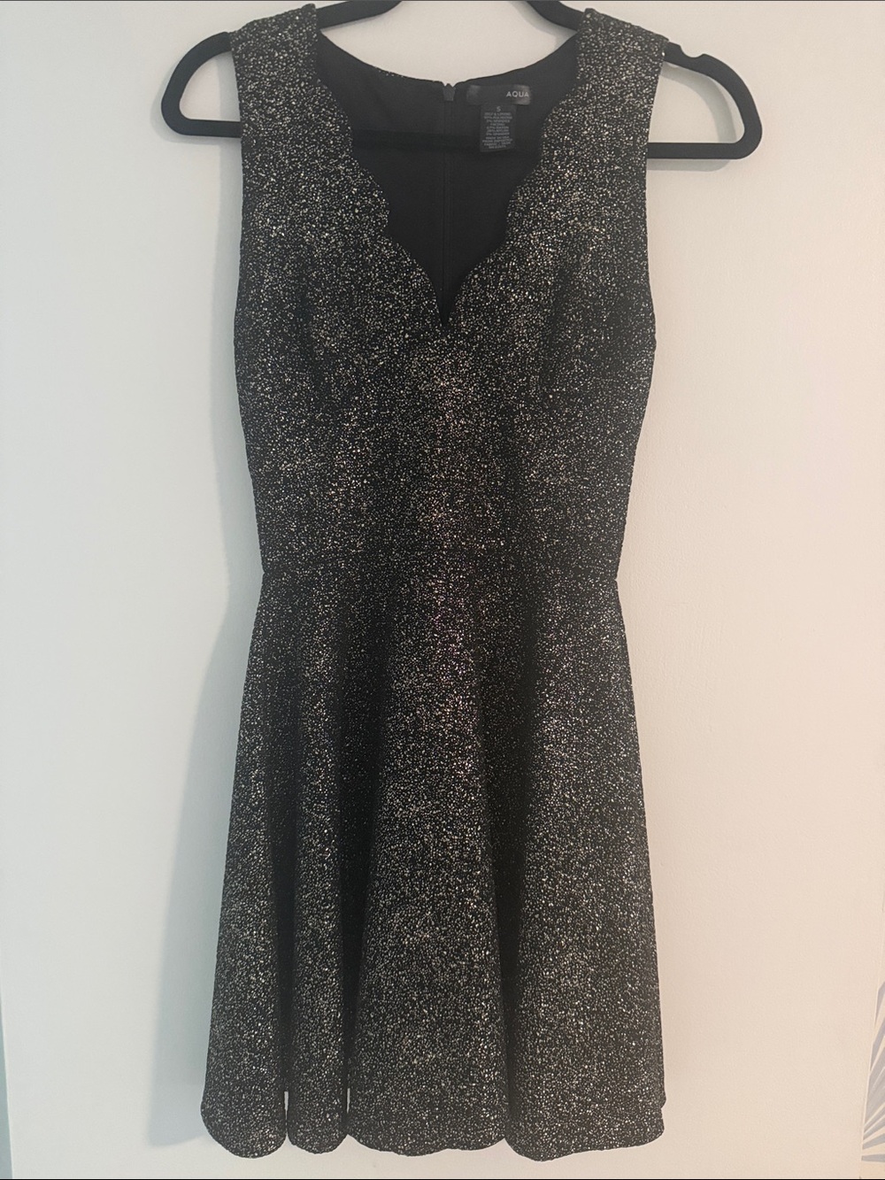 Aqua Black and Golf Scalloped Neck Fit-and-Flare Mini Dress small